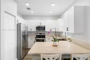 549 NE 206th Ln, Miami, FL 33179 - Photo 10