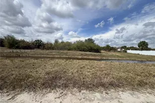 1913 Roderick Ln, Lehigh Acres, FL 33972 - Photo 8