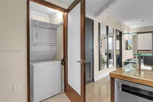 16275 Collins Ave, Sunny Isles Beach, FL 33160 - Photo 12