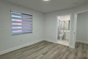 8079 NW 8th St, Miami, FL 33126 - Photo 10