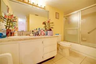 2901 N Nob Hill Rd, Sunrise, FL 33322 - Photo 16