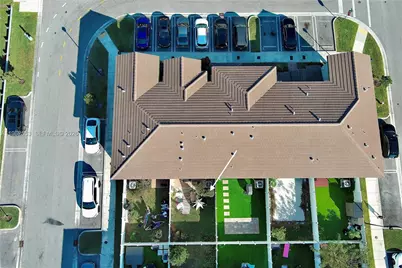 11438 W 34th Ct, Hialeah, FL 33018 - Photo 18