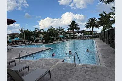 11438 W 34th Ct, Hialeah, FL 33018 - Photo 40