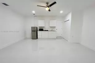 1063 SW 142nd Ave, Miami, FL 33184 - Photo 4