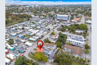 941 SW 31st Ct, Miami, FL 33135 - Photo 4