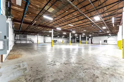 7620 W 2nd Ct, Hialeah, FL 33014 - Photo 22