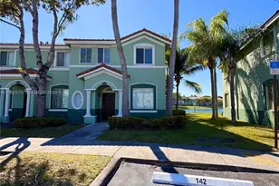 2732 SE 15th Pl, Homestead, FL 33035 - Photo 2