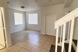 2732 SE 15th Pl, Homestead, FL 33035 - Photo 6