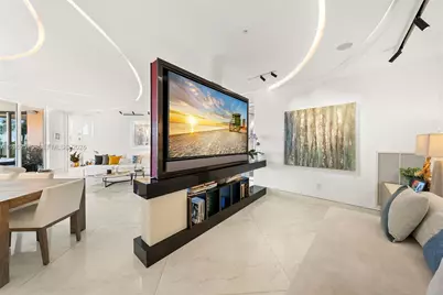 747 Crandon Blvd #409, Key Biscayne, FL 33149 - Photo 8