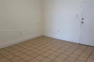 6190 W 19th Ave, Hialeah, FL 33012 - Photo 18