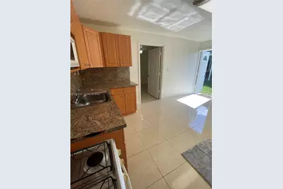 4851 NW 192nd St #1, Miami Gardens, FL 33055 - Photo 8