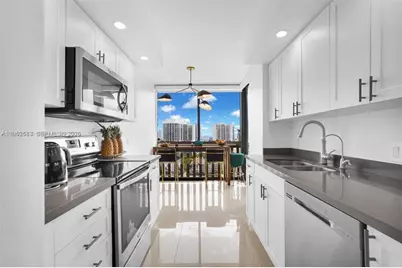 1000 W Island Blvd #2508, Aventura, FL 33160 - Photo 24