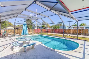 2225 N 39th Ave, Hollywood, FL 33021 - Photo 16