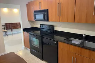 3001 S Ocean Dr, Hollywood, FL 33019 - Photo 4