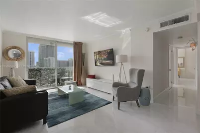 1345 Lincoln Rd #1003, Miami Beach, FL 33139 - Photo 2