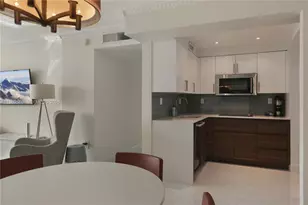 1345 Lincoln Rd, Miami Beach, FL 33139 - Photo 6