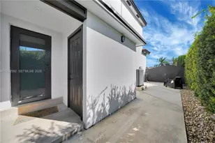 27602 SW 134th Ct, Homestead, FL 33032 - Photo 32