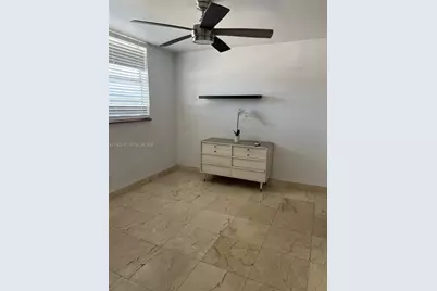 915 Jefferson Ave #4F, Miami Beach, FL 33139 - Photo 6