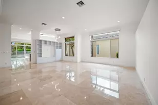 2497 Bay Isle Dr, Weston, FL 33327 - Photo 4