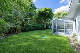 8260 SW 133rd St, Pinecrest, FL 33156 - Photo 22