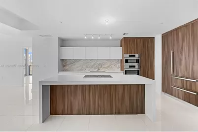 851 NE 1st Ave #1012, Miami, FL 33132 - Photo 16