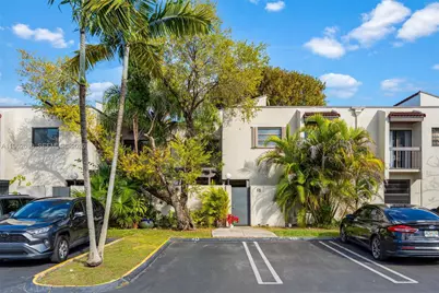 4726 SW 67th Ave #F6, Miami, FL 33155 - Photo 2