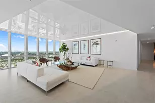 851 NE 1st Ave, Miami, FL 33132 - Photo 4