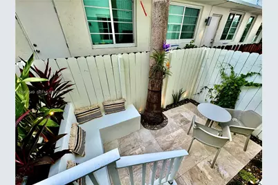 325 Meridian Ave #12, Miami Beach, FL 33139 - Photo 34