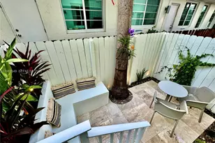 325 Meridian Ave, Miami Beach, FL 33139 - Photo 34