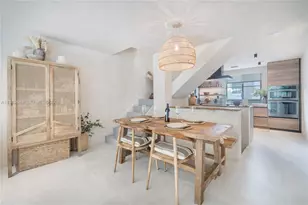 325 Meridian Ave, Miami Beach, FL 33139 - Photo 8