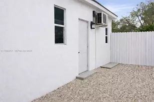 2480 NW 96th St, Miami, FL 33147 - Photo 2