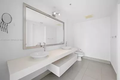 92 SW 3rd St #3902, Miami, FL 33130 - Photo 8