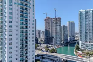 31 SE 5th St, Miami, FL 33131 - Photo 46