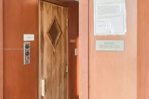 31 SE 5th St, Miami, FL 33131 - Photo 38