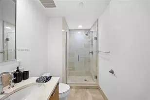 17001 Collins Ave, Sunny Isles Beach, FL 33160 - Photo 42