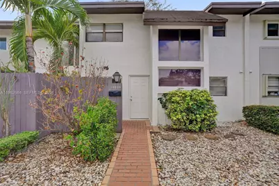 10960 SW 70th Ter, Miami, FL 33173 - Photo 1