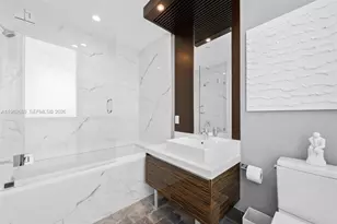 1100 Biscayne Blvd, Miami, FL 33132 - Photo 10