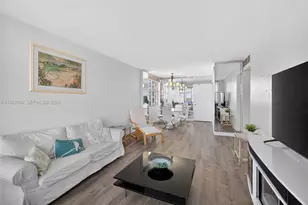 7441 Wayne Ave, Miami Beach, FL 33141 - Photo 10