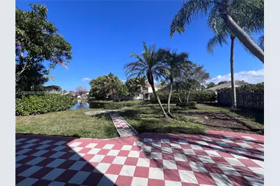 109 Gables Blvd, Weston, FL 33326 - Photo 16