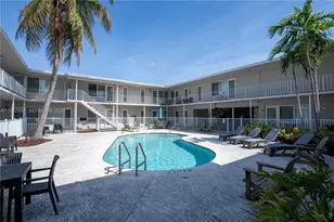 1940 Biarritz Dr, Miami Beach, FL 33141 - Photo 2