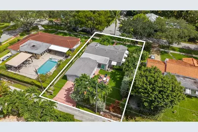 318 NE 105th St, Miami Shores, FL 33138 - Photo 42