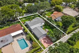 318 NE 105th St, Miami Shores, FL 33138 - Photo 44