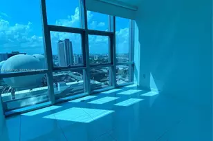 851 NE 1st Ave, Miami, FL 33132 - Photo 16