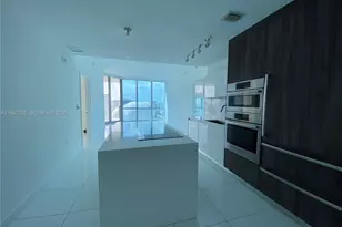 851 NE 1st Ave, Miami, FL 33132 - Photo 22