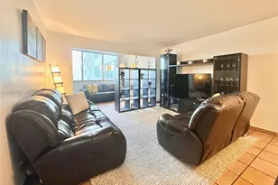 7135 Collins Ave, Miami Beach, FL 33141 - Photo 2