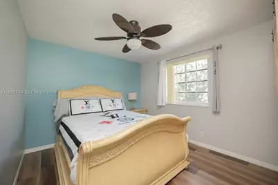 61 NW 110th Ave, Plantation, FL 33324 - Photo 12