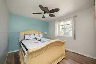 61 NW 110th Ave, Plantation, FL 33324 - Photo 12