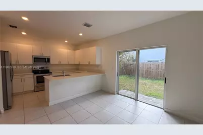 16244 SW 291st St #16244, Homestead, FL 33033 - Photo 12