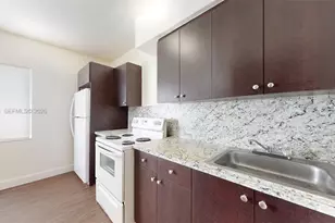 74 W 15th St, Hialeah, FL 33010 - Photo 10