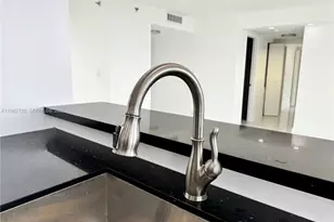 2000 Towerside Terrace, Miami, FL 33138 - Photo 10